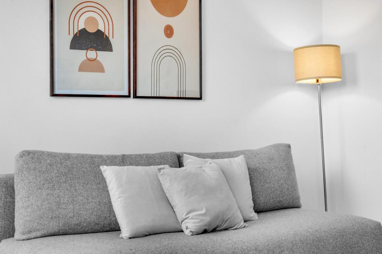 كوبنهاجن Sanders Leaves - Cute One-Bedroom Apartment With A Large Rooftop Terrace المظهر الخارجي الصورة