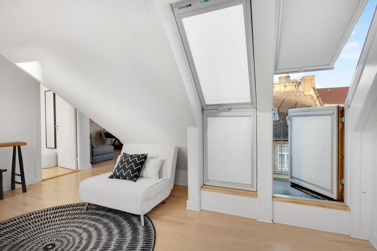 كوبنهاجن Sanders Leaves - Cute One-Bedroom Apartment With A Large Rooftop Terrace المظهر الخارجي الصورة